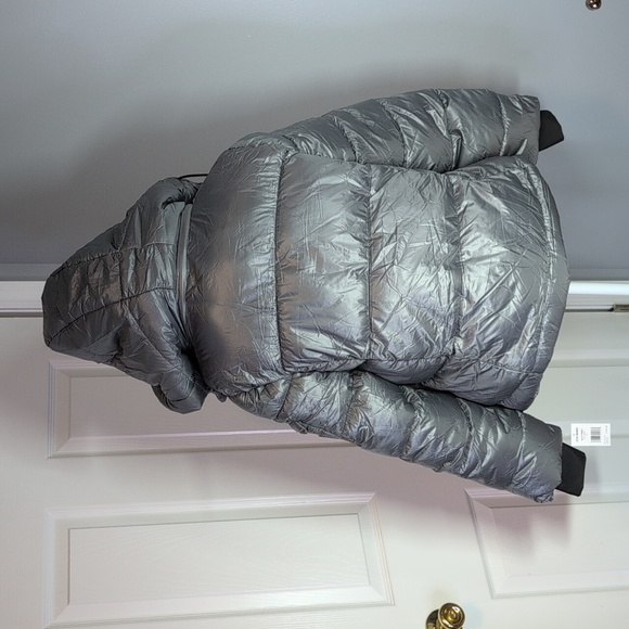 Steve Madden Silver Quilted Puffer Jacket Parka Faux Fur Lined NWT - Picture 3 of 15